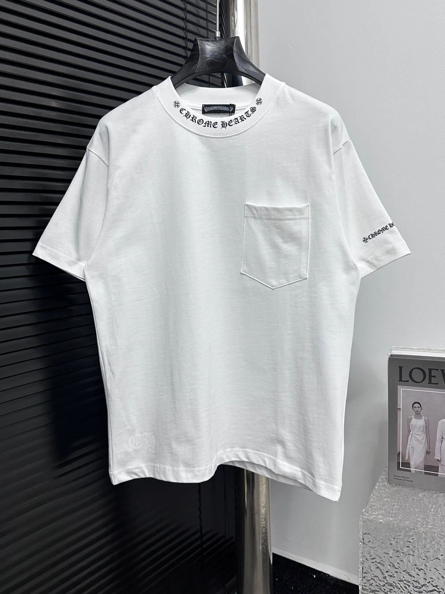 🅿️170 [Chrome heart*] Chrome heart ch 25ss early spring new style Sanskrit pocket short sleeves ·280g 100% cotton double yarn jersey fabric ·Special thickened 32 pieces of double-strand 1x1 thread in the same cylinder custom dyeing ·Double-needle stitching and cross-stitching technology ·Original main mark washed tag Color: black white Size: XS-L